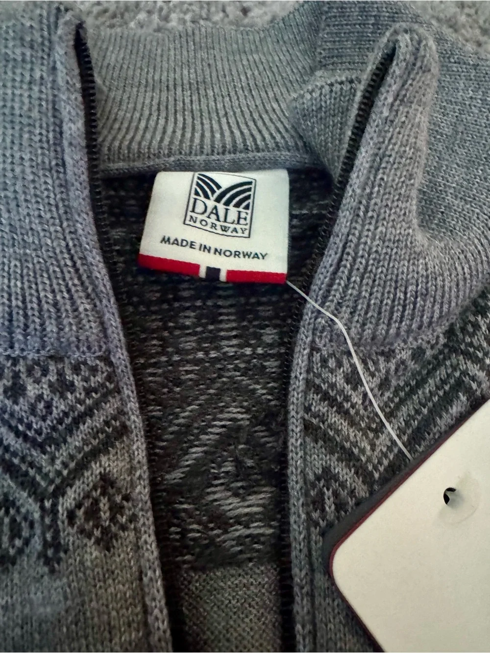 NWT Dale of Norway Eirik Masculine Sweater Size L